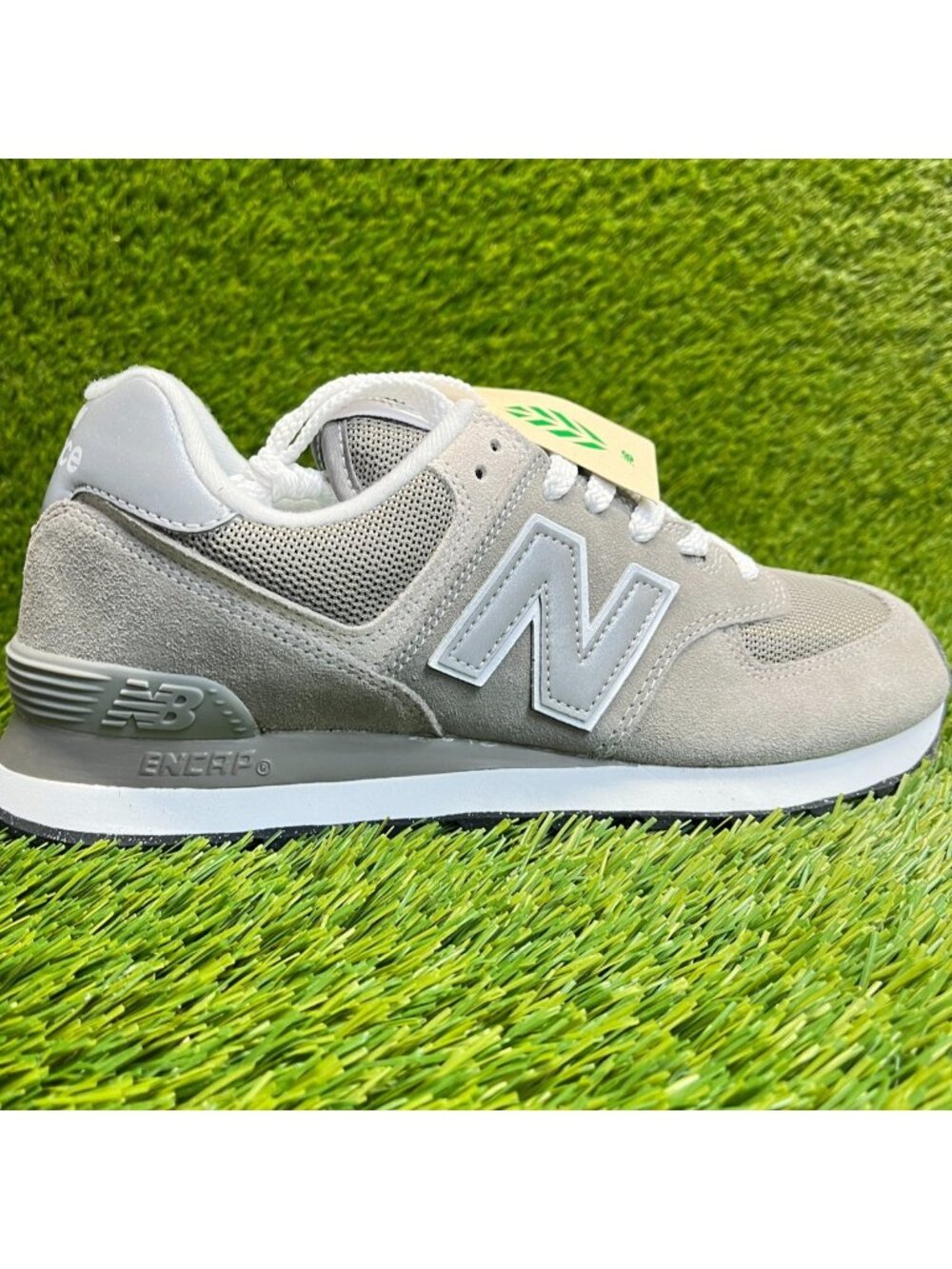 New Balance 574 Mens Size 8 Gray White Athletic Running Walking Shoes Sneakers